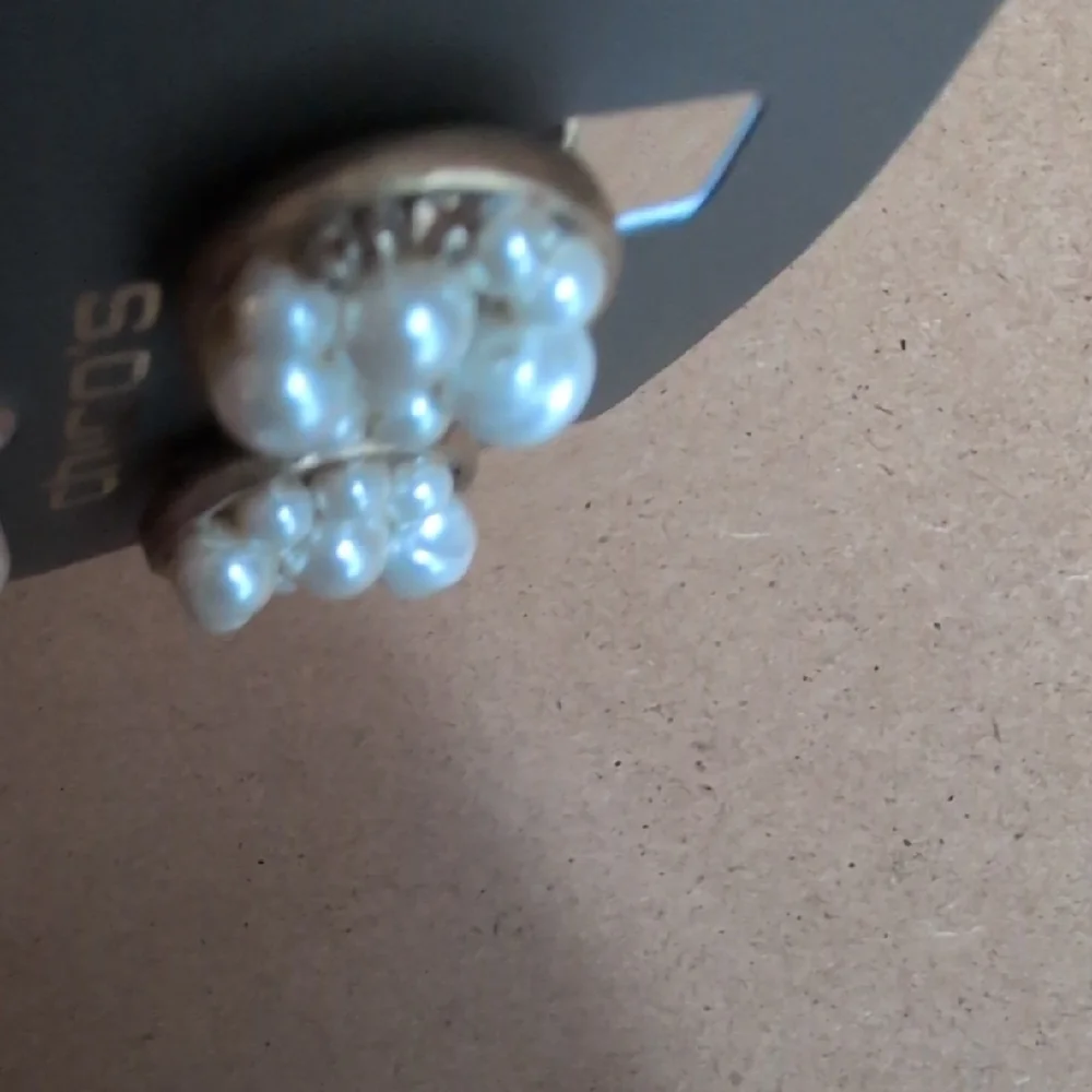 Chico's Gold-Tone Faux Pearl Cluster Clip Earrings - Cream Pearls